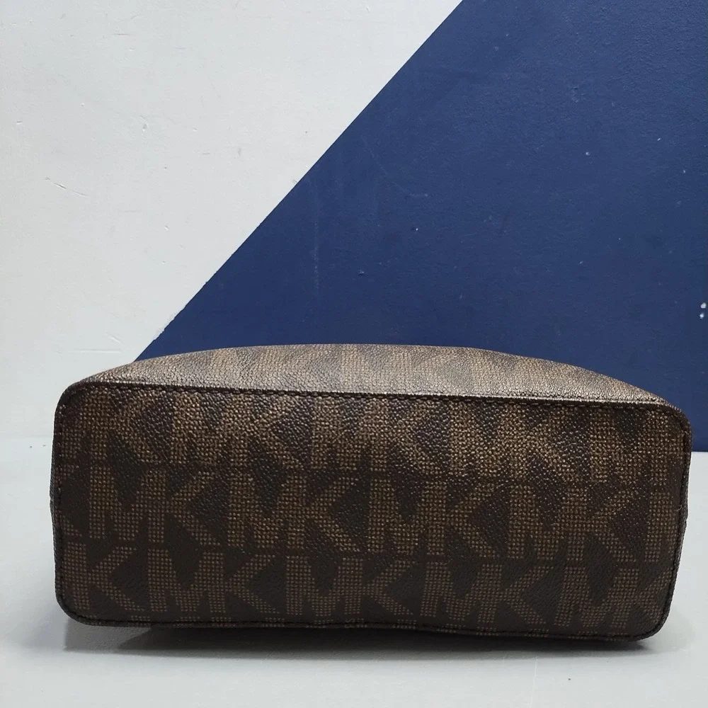 Michael Kors Jet Set Crossbody Bag Womens Brown Allover Logo Print Chain Strap